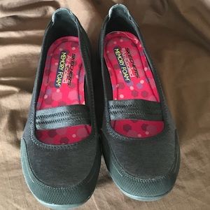 Skechers Air Cooled Memory Foam